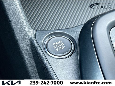 New 2025 Kia K4 LXS image 31