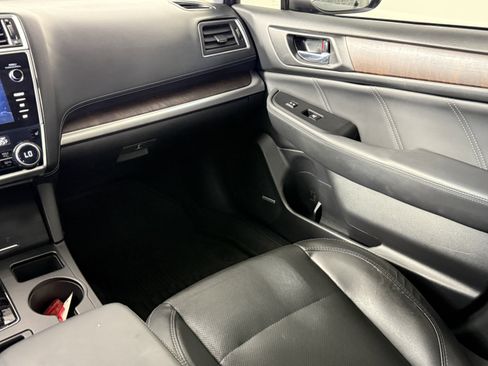 Used 2018 Subaru Outback 3.6R Limited image 14