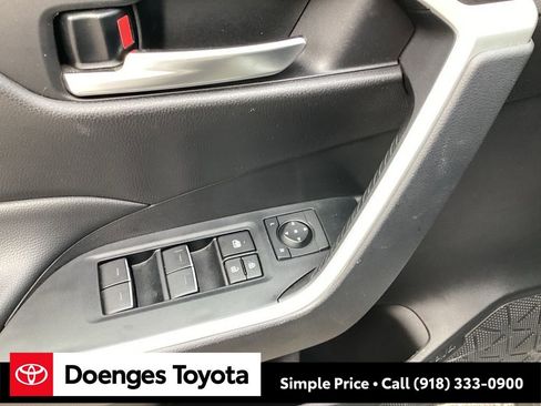 Used 2024 Toyota RAV4 XLE image 22