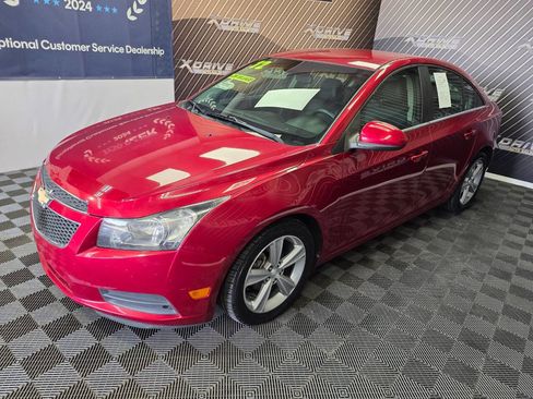 Used 2012 Chevrolet Cruze LT FWD image 1