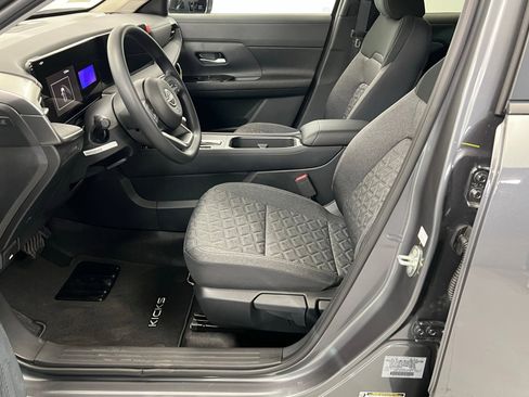 New 2026 Nissan Kicks SV image 17