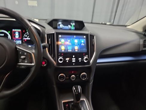 Used 2022 Subaru Crosstrek Hybrid image 14