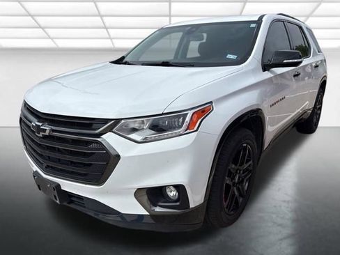 Used 2020 Chevrolet Traverse Premier w/ Redline Edition image 3