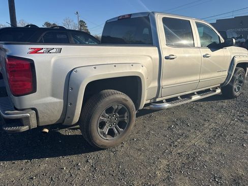 Used 2018 Chevrolet Silverado 1500 LT w/ All Star Edition image 4