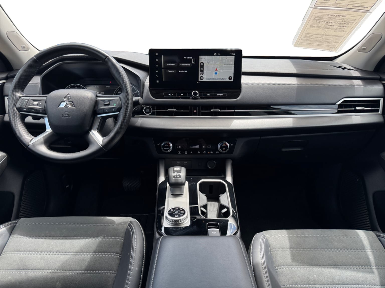 Used 2025 Mitsubishi Outlander SE AWD/4WD image 12