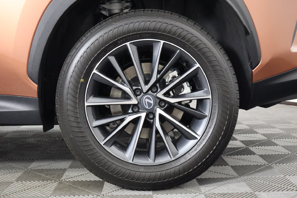 Certified 2026 Lexus NX 350 AWD w/ Accessory Package (Z1) image 16