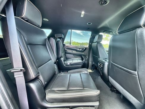 Used 2023 Chevrolet Tahoe Premier RWD image 26
