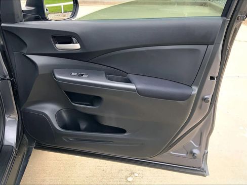 Used 2016 Honda CR-V SE image 23