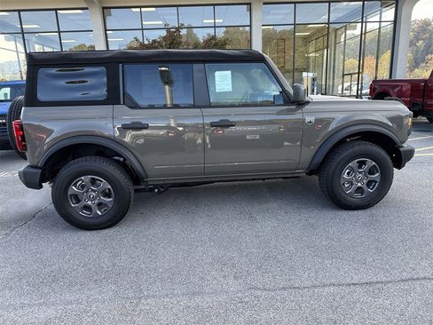 New 2025 Ford Bronco Big Bend image 4
