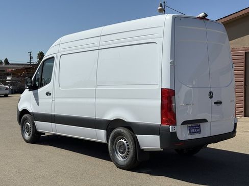 New 2025 Mercedes-Benz Sprinter 2500 image 2