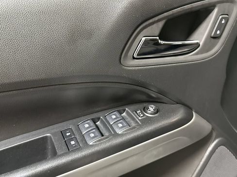 Used 2022 Chevrolet Colorado ZR2 w/ ZR2 Dusk Special Edition AWD/4WD image 21