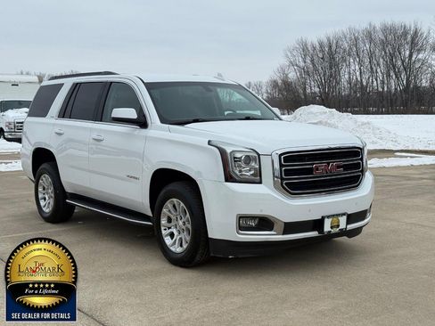 Used 2018 GMC Yukon SLE image 3