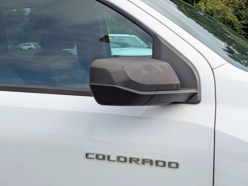 Used 2024 Chevrolet Colorado W/T RWD image 12