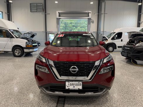Used 2023 Nissan Rogue SL w/ SL Premium Package AWD/4WD image 2