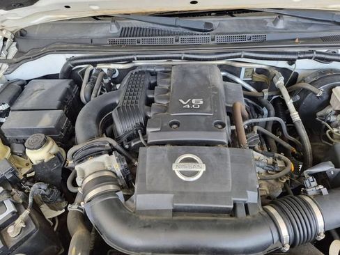 Used 2019 Nissan Frontier SV AWD/4WD image 25