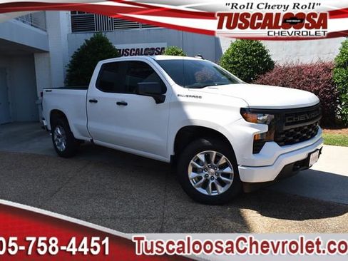 New 2025 Chevrolet Silverado 1500 Custom image 1