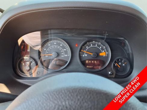Used 2015 Jeep Patriot Latitude AWD/4WD image 18