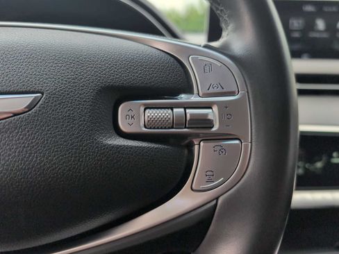 Used 2025 Genesis GV70 2.5T AWD/4WD image 24
