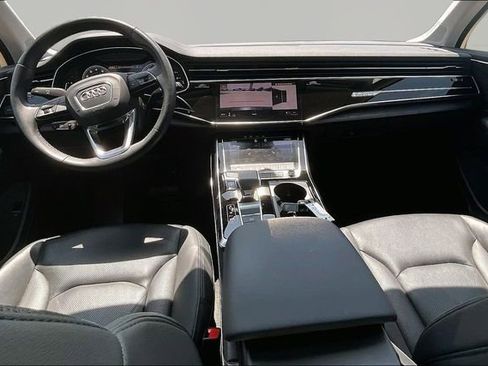 Used 2023 Audi Q7 2.0T Premium Plus w/ Premium Plus Package AWD/4WD image 15