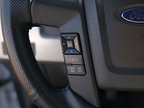 Used 2013 Ford F150 Raptor w/ Luxury Equipment Group image 15