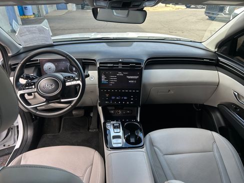 Used 2022 Hyundai Tucson Limited image 16
