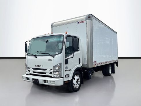 Used 2019 Isuzu NQR RWD image 6