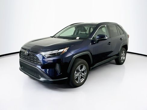Used 2025 Toyota RAV4 XLE FWD image 3
