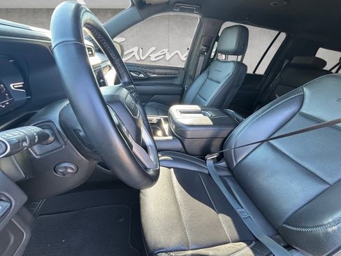 Used 2024 GMC Yukon XL Denali image 20