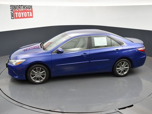 Used 2015 Toyota Camry SE image 17