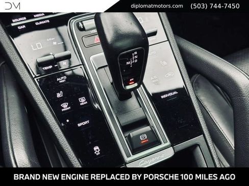 Used 2020 Porsche Cayenne AWD/4WD image 39