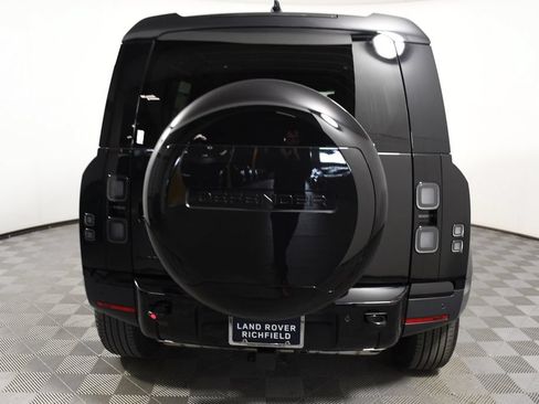 New 2026 Land Rover Defender 110 S AWD/4WD image 5