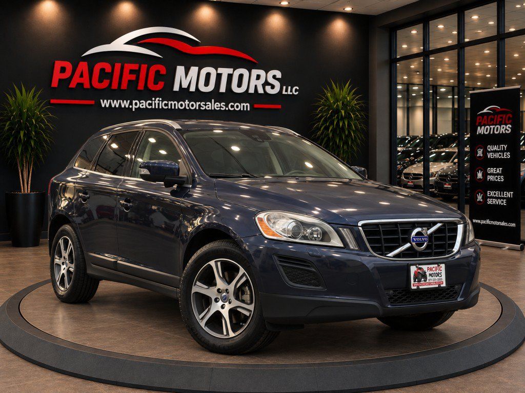 Used 2013 Volvo XC60 T6 AWD/4WD image 4