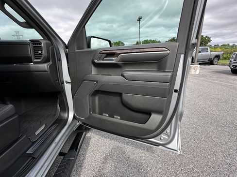 Used 2023 GMC Sierra 1500 Elevation AWD/4WD image 15