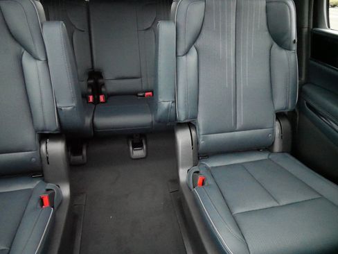 New 2025 Cadillac Escalade IQ Luxury 2 w/ LPO, Radiant Package image 12