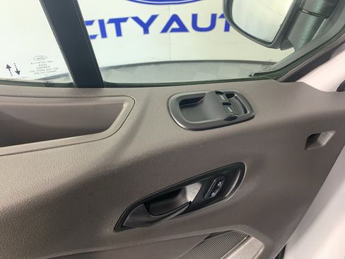 Used 2021 Ford Transit 350 XLT RWD image 14