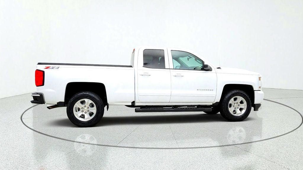 Used 2018 Chevrolet Silverado 1500 LT w/ All Star Edition AWD/4WD image 4