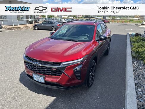 New 2025 Chevrolet Trax RS image 7