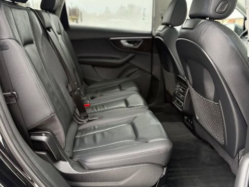 Used 2022 Audi Q7 3.0T Premium image 18