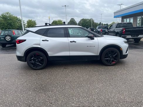 Used 2021 Chevrolet Blazer LT w/ Redline Edition AWD/4WD image 11