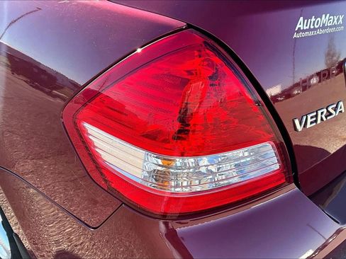 Used 2007 Nissan Versa Sedan FWD image 28