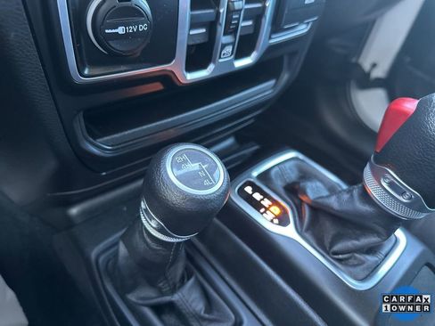 Used 2023 Jeep Wrangler Sport S image 5