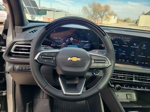 New 2026 Chevrolet Traverse High Country w/ LPO, Floor Liner Package AWD/4WD image 19