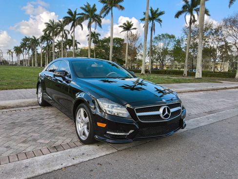 Used 2013 Mercedes-Benz CLS 550 4MATIC image 1