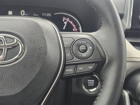 Used 2023 Toyota RAV4 XLE Premium image 32