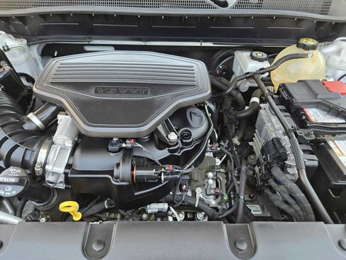 Certified 2020 Chevrolet Blazer LT w/ Sound & Technology Package FWD image 29