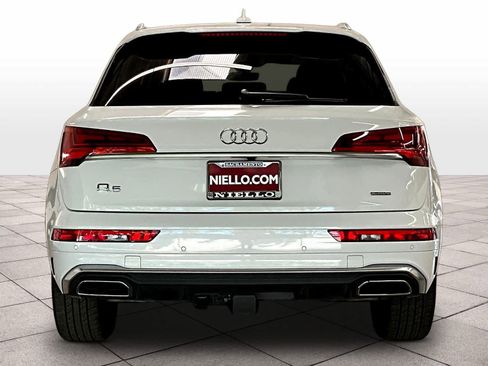 Used 2023 Audi Q5 2.0T Premium Plus w/ Premium Plus Package AWD/4WD image 7