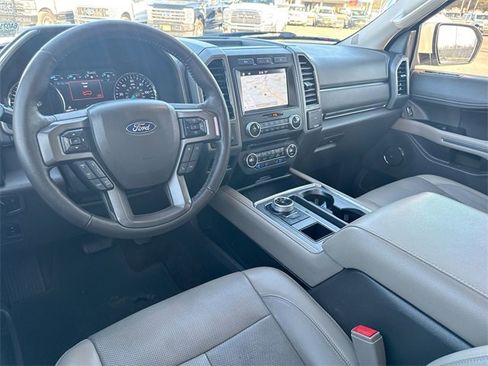 Certified 2018 Ford Expedition Max XLT w/ Equipment Group 202A image 36
