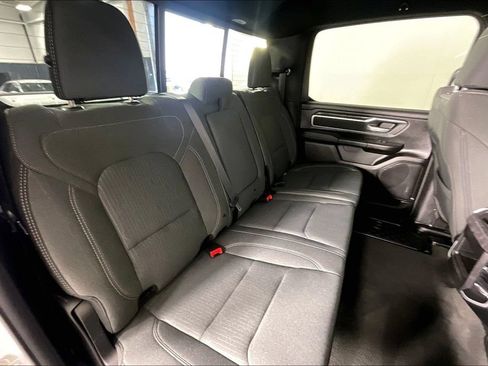 Used 2023 RAM 1500 Big Horn AWD/4WD image 30