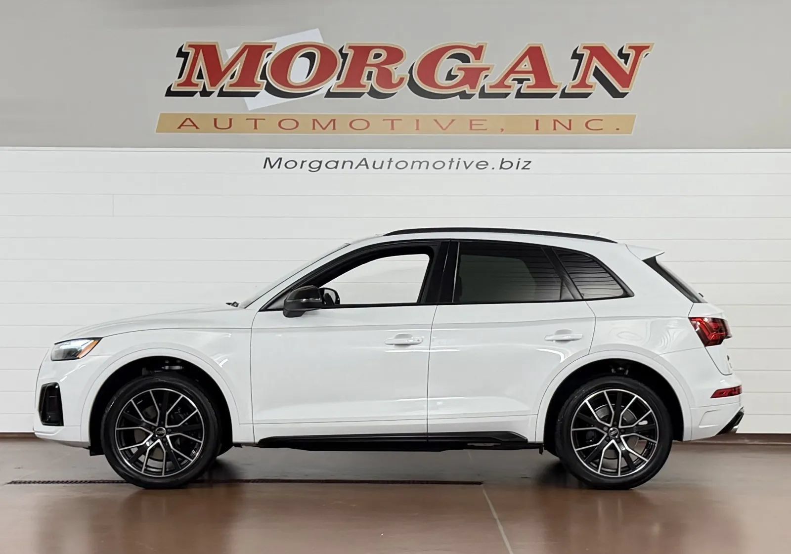 Used 2023 Audi SQ5 Premium Plus w/ Premium Plus Package AWD/4WD image 6
