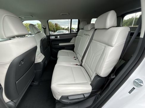 New 2026 Hyundai Santa Fe SEL image 23